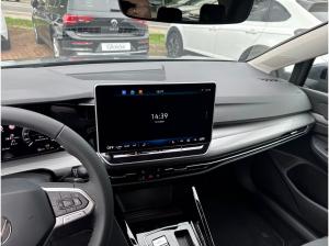 Volkswagen Golf Style 1,5l eTSI 150PS DSG*AHK*NAVI*Area View