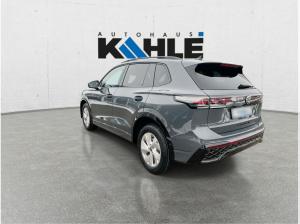 Volkswagen Tiguan R-Line 2.0 l TDI DSG CarPlay Pano Black