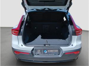 Volvo XC40 XC40+B3+PlusDark+E-Sitze+BLIS+19"GJR+R-Kamera+++