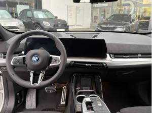 BMW iX1 eDrive20 M-PRO / 0,25% Versteuerung / SOFORT ZUSCHLAGEN