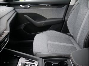 Skoda Octavia Combi 2.0 TDI Balance NAVI KEYLESS ACC AHK LED *866*