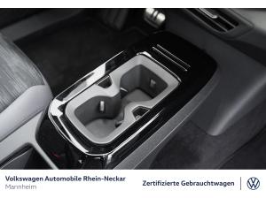 Volkswagen ID.5 Pro GAR 2030 Navi ACC IQ Light Wärmepumpe uvm