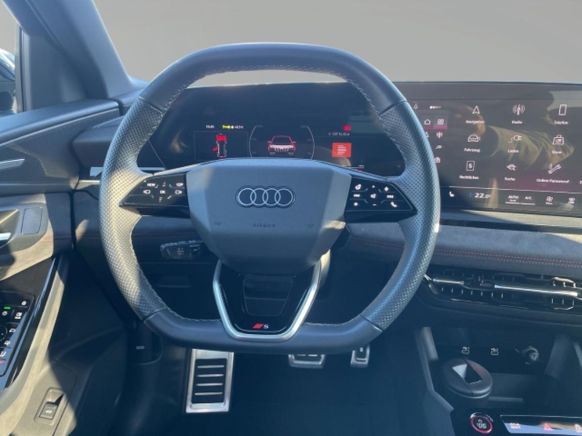 Audi SQ6 e-tron