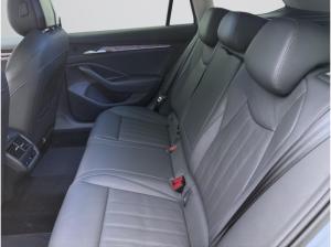 Skoda Superb SUPERB COMBI iV🔌🔋L&K AHK NAV+ KAM HEAD-UP pACC DCC ASSISTENZ🔌🔋