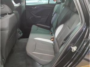 Skoda Kamiq Selection Tour 1.0 TSI 85kW - Matrix-LED Smart Link Navi Kamera Einparkhilfe MFL SHZ