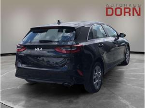 Kia Ceed Ultimate Edition 1.0T 48V DCT Kamera Navi