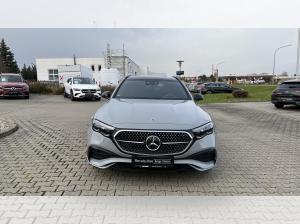 Mercedes-Benz E 300 de 4M T AMG+Night+Luft+20"+Softcl+SuperScr