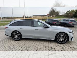 Mercedes-Benz E 300 de 4M T AMG+Night+Luft+20"+Softcl+SuperScr