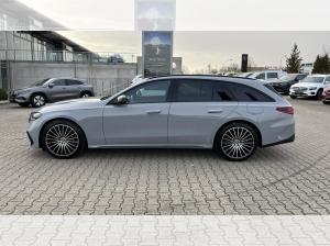 Mercedes-Benz E 300 de 4M T AMG+Night+Luft+20"+Softcl+SuperScr