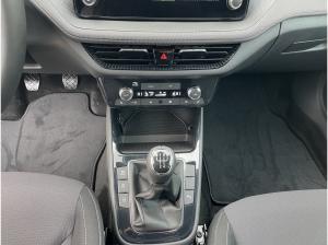 Skoda Fabia 1.0 TSI Tour SOFORT VERFÜGBAR! ACC Kamera DynLicht LED