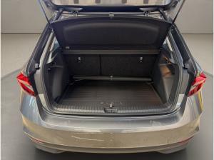 Skoda Fabia 1.0 TSI Tour SOFORT VERFÜGBAR! ACC Kamera DynLicht LED LM