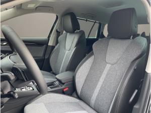 Skoda Octavia Combi 2,0 TDI Tour SOFORT VERFÜGBAR! ACC AHK Navi 360° eHeck Matrix
