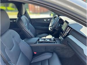 Volvo XC60 Ultra Black Edition 2026 H5 T8 AWD