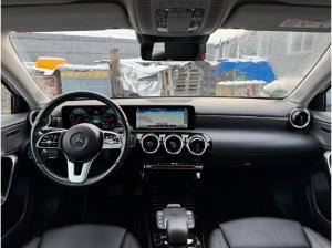 Mercedes-Benz A 250 PROGRESSIVE (224 PS) /AUTOMATIK/ALLWETTER/AHK/PDC/KLIMA/SHZ UVM.