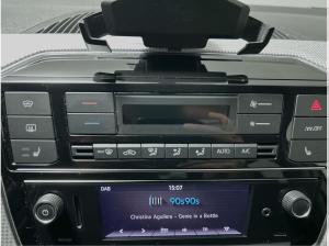 Volkswagen up! e-up! Style Plus