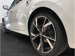 Skoda Octavia Combi 1.5 TSI mHEV DSG Sportline AHK MATRIX ACC 360 KAMERA