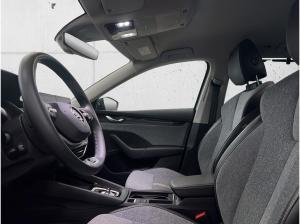 Skoda Octavia Combi Selection 2.0 TDI MATRIC ACC NAVI JAHRESWAGEN