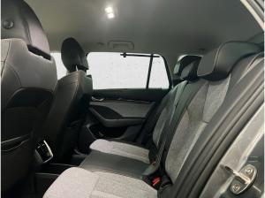 Skoda Octavia Combi Selection 2.0 TDI MATRIC ACC NAVI JAHRESWAGEN