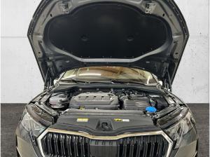 Skoda Octavia Combi Selection 2.0 TDI MATRIC ACC NAVI JAHRESWAGEN
