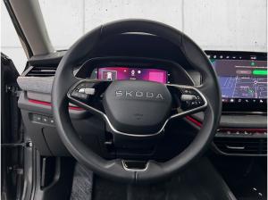 Skoda Octavia Combi Selection 2.0 TDI NAVI AHK HUD LED 360° JAHRESWAGEN