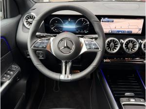 Mercedes-Benz GLA 180 d Progressive Distronic Panorama 360°-K.