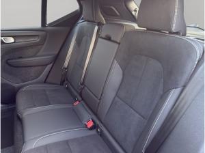 Volvo XC40 B3 B DKG Ultra Black Edition+AHZV+LichtPak