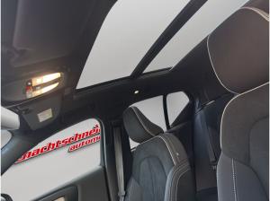 Volvo XC40 B3 B DKG Ultra Black Edition
