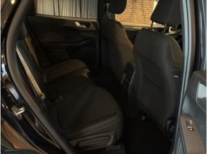 Ford Kuga TITANIUM FHEV NAVI / AHK / GJR / WINTER-PAKET