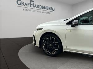 Volkswagen Golf VIII Variant 1.5 TSI DSG R-Line / SOFORT VERFÜGBAR !