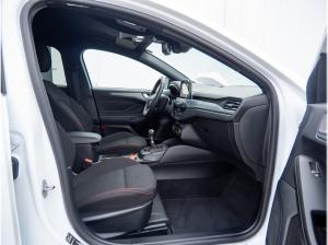 Ford Focus ST LINE inkl. WKR PDC SHZ KAMERA NAVI LED
