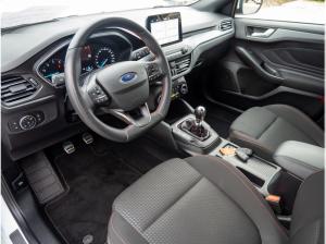 Ford Focus ST LINE inkl. WKR PDC SHZ KAMERA NAVI LED