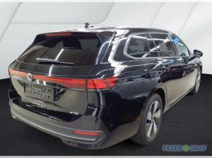 Volkswagen Passat 1,5 l eTSI Business DSG AHK KAM ACC APP