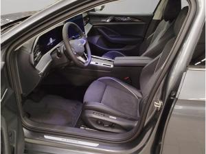 Volkswagen Passat 2.0 TDI Elegance / SOFORT VERFÜGBAR !