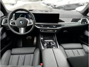 BMW X7 xDrive40d M Sport Pro B&W Surround AHK RFK