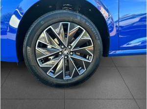 Skoda Kamiq Tour inkl. Wartung und Allwetterreifen