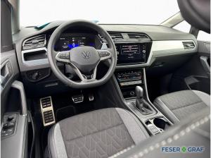 Volkswagen Touran 1.5 TSI DSG AHK IQ LIGHT NAVI APP PDC
