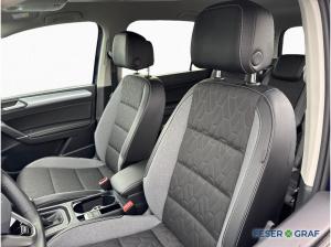 Volkswagen Touran 1.5 TSI DSG AHK IQ LIGHT NAVI APP PDC