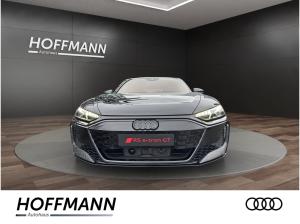 Audi e-tron GT RS performance  / Aktivfahrwerk / Carbon / Keramik