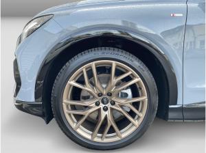 Audi Q4 e-tron Q4 45 e-tron S-line Edition AHK Matrix Navi PDC
