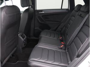Volkswagen Tiguan R-Line 2.0 TDI 4M DSG / Pano, Matrix, AHK
