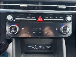 Hyundai TUCSON FL 1.6T MT Select LED/Kamera/Navi/GRA/App