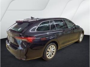 Skoda Octavia Combi Selection 1.5 TSI e-TEC 110kW DSG - SHZ LED Navi Kamera Head-Up Smart Link PDC MFL