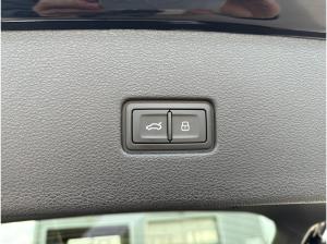Audi Q8 SUV S line business TFSI e qu. tiptr. PANO 23