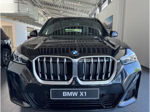 BMW X1 sDrive20d M-Sportpaket AHK/HUD/Massage/ACC/Qi