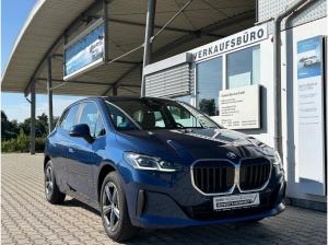 BMW 220 220i Active Tourer AHK/RFK GARANTIE bis 07/2029