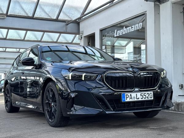 BMW 520 520d Touring M-Sportpaket-Pro AHK/Panorama/ACC