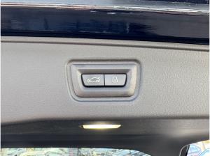 BMW 520 520d Touring M-Sportpaket-Pro AHK/Panorama/ACC