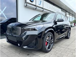 BMW iX1 eDrive20 M-Sportpaket-Pro 19-Zoll/HK/AHK/HUD