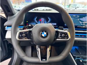 BMW 520 520d Touring M-Sportpaket AHK/DA-PROF/HeadUp/HK