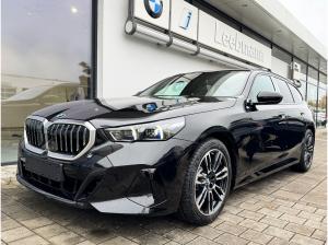 BMW 520 520d Touring M-Sportpaket AHK/IconicGlow/ACC/HUD